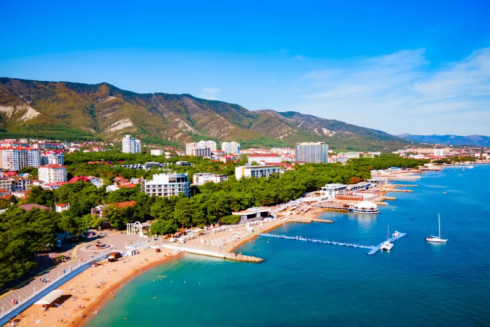 Вид на Геленджикскую бухту и город с высоты