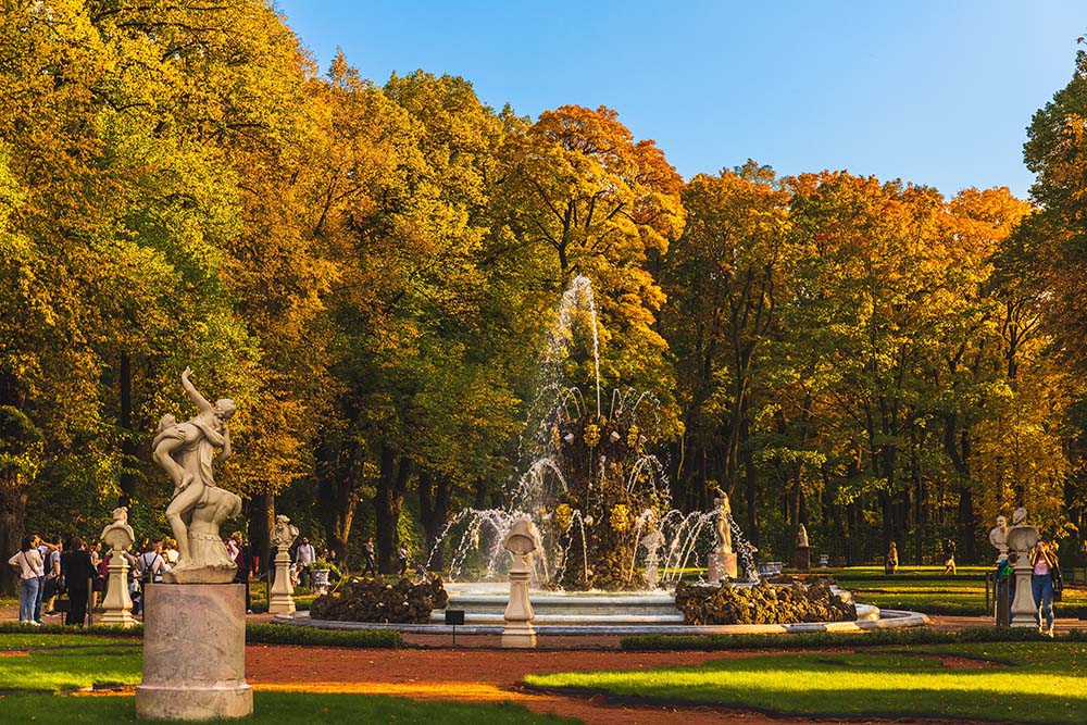 «Коронный» фонтан в Летнем саду