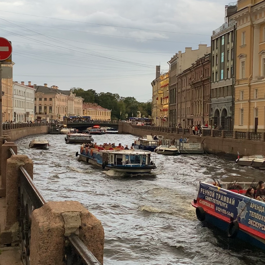 Сентябрь в Петербурге Сентябрь в Петербурге