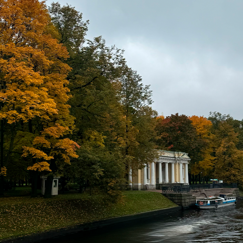 Октябрь в Петербурге