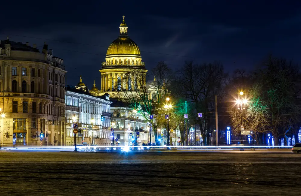 Ночной туризм в Петербурге