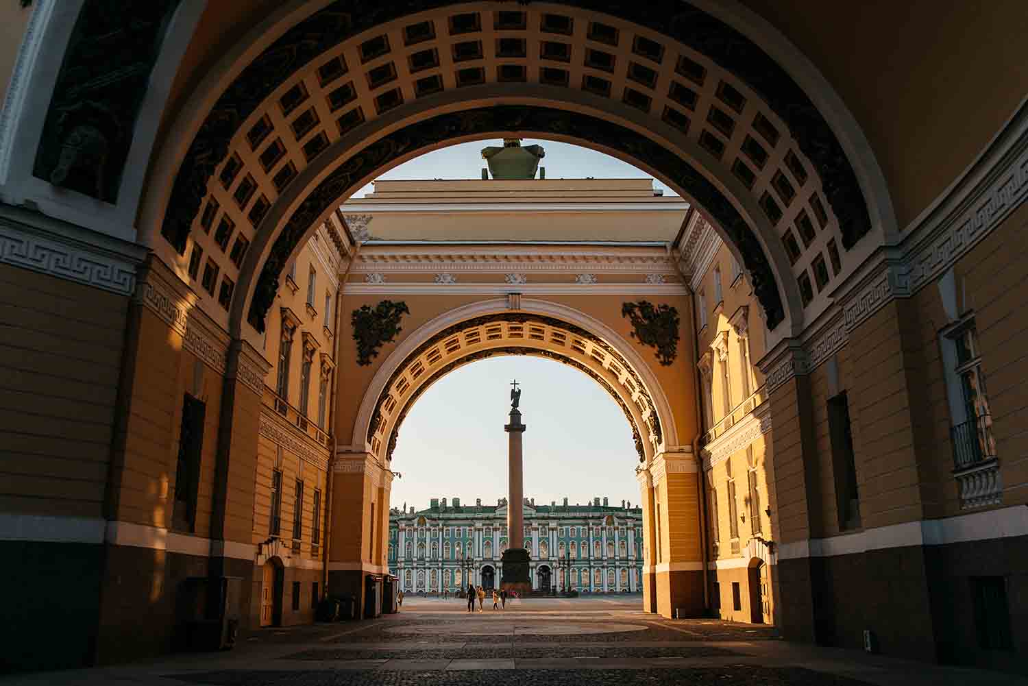 Обойдем лучшие площади Санкт-Петербурга