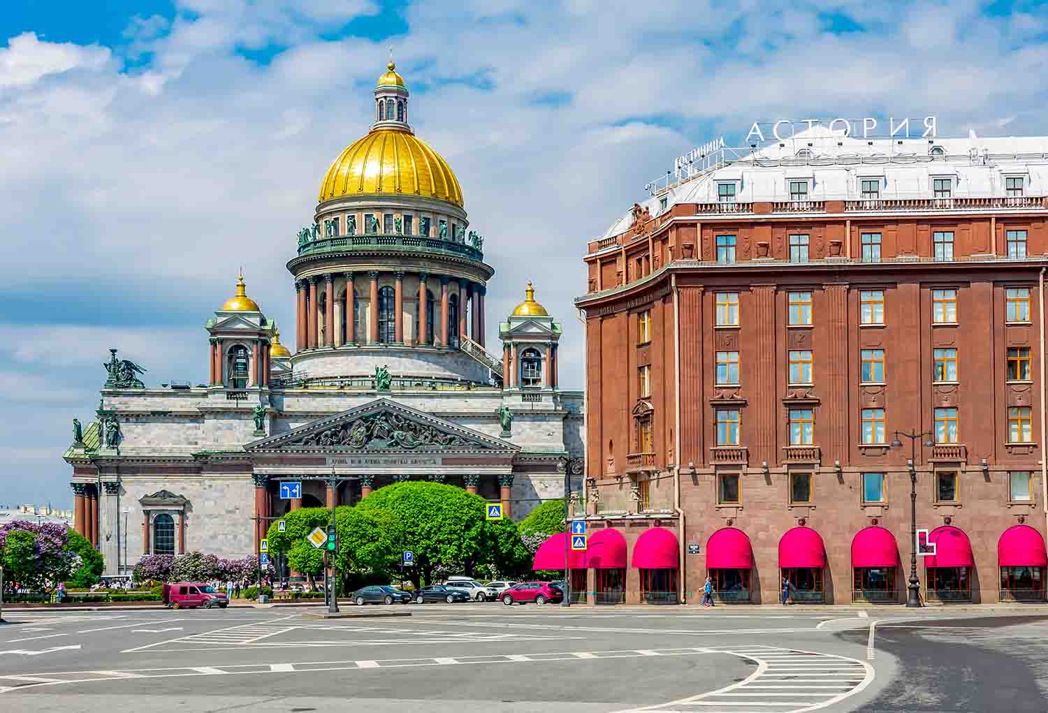 Купить отель в Санкт-Петербурге