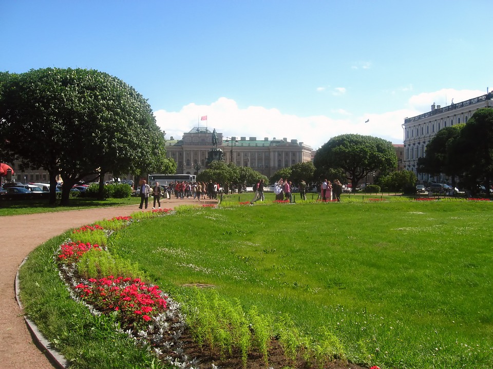 Парки, сады, дворцы Санкт-Петербурга -